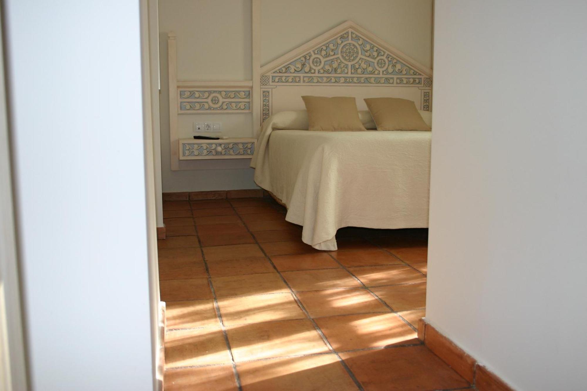 Hostal Santa Maria De Ubeda Exterior foto
